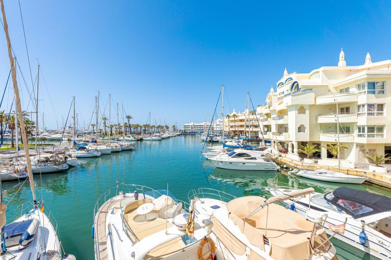 Atico Puerto Marina First Island With Sea Views And Rooftop Pool Benalmádena Eksteriør bilde