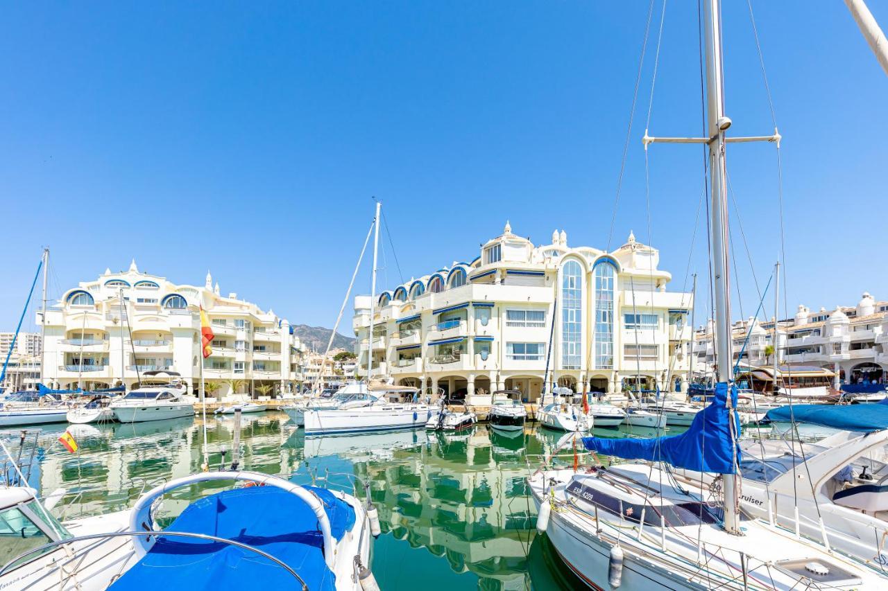 Atico Puerto Marina First Island With Sea Views And Rooftop Pool Benalmádena Eksteriør bilde
